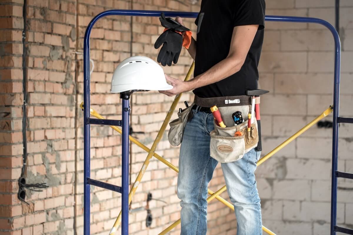 Vasile Cioara: construcción y Reformas